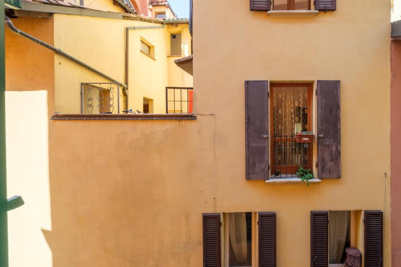Golden Suite By Studio Vita Bologna Esterno foto