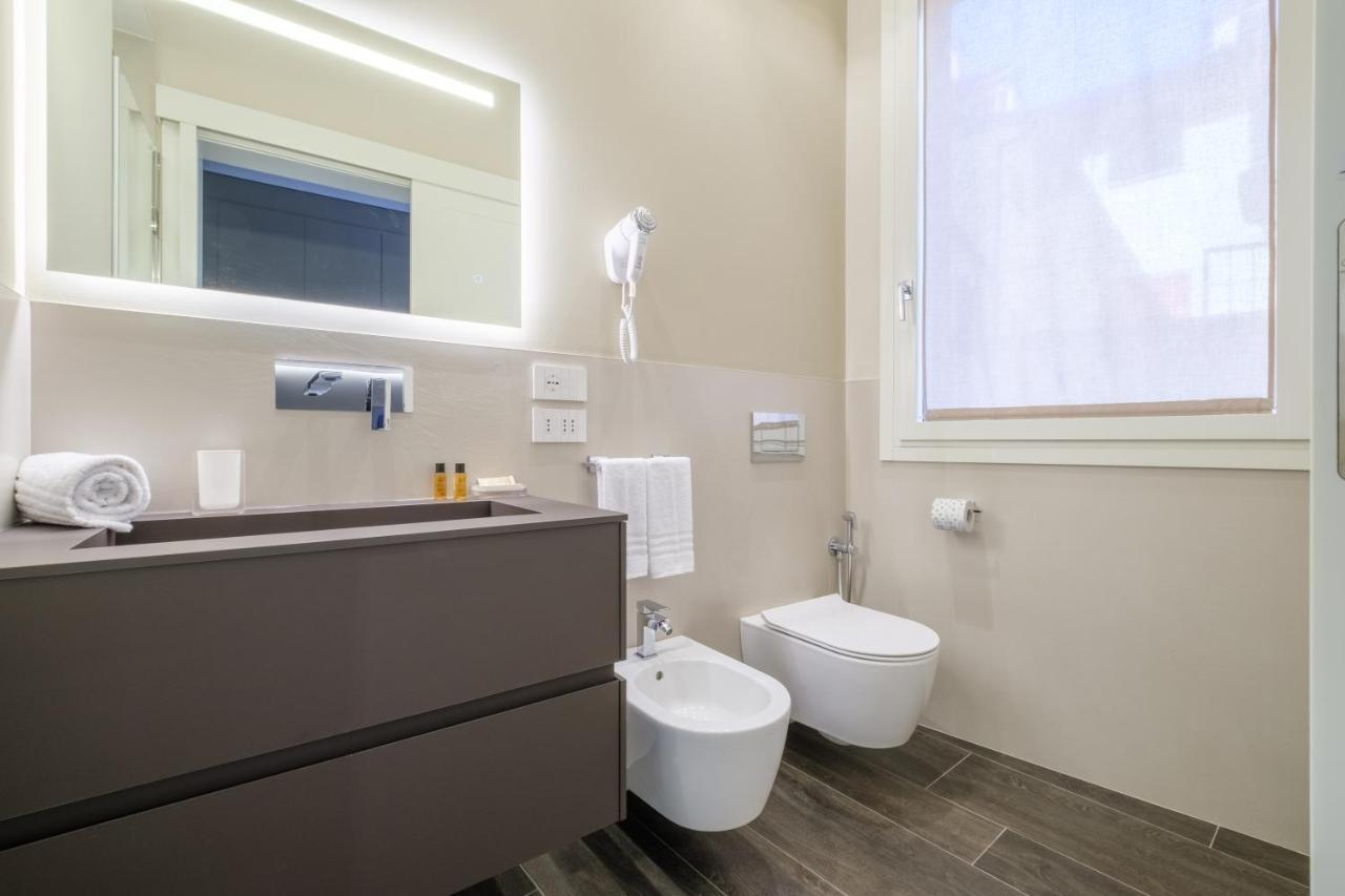 Golden Suite By Studio Vita Bologna Esterno foto
