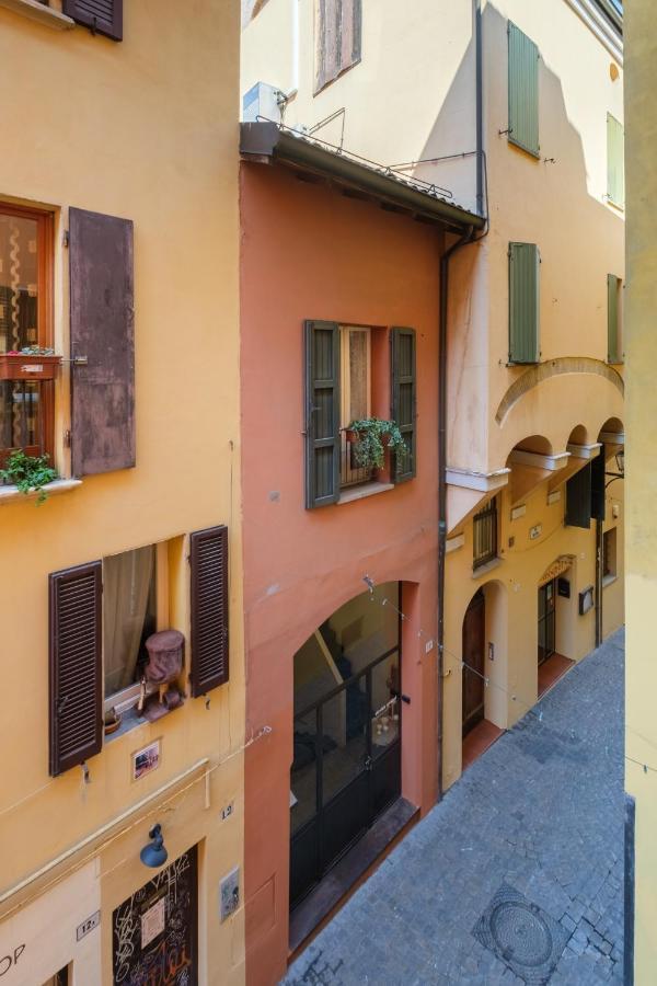 Golden Suite By Studio Vita Bologna Esterno foto